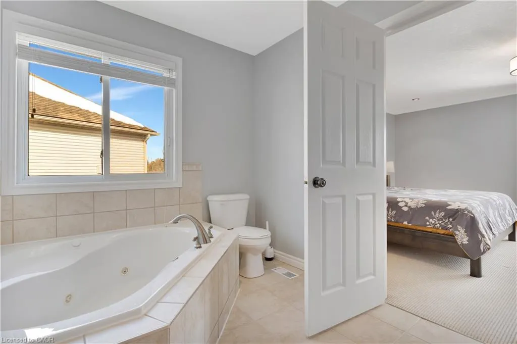 510 Forest Gate Crescent
