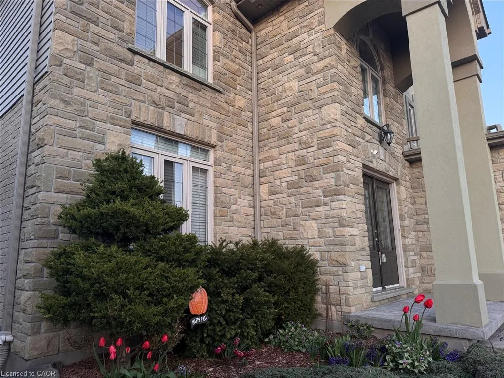 510 Forest Gate Crescent