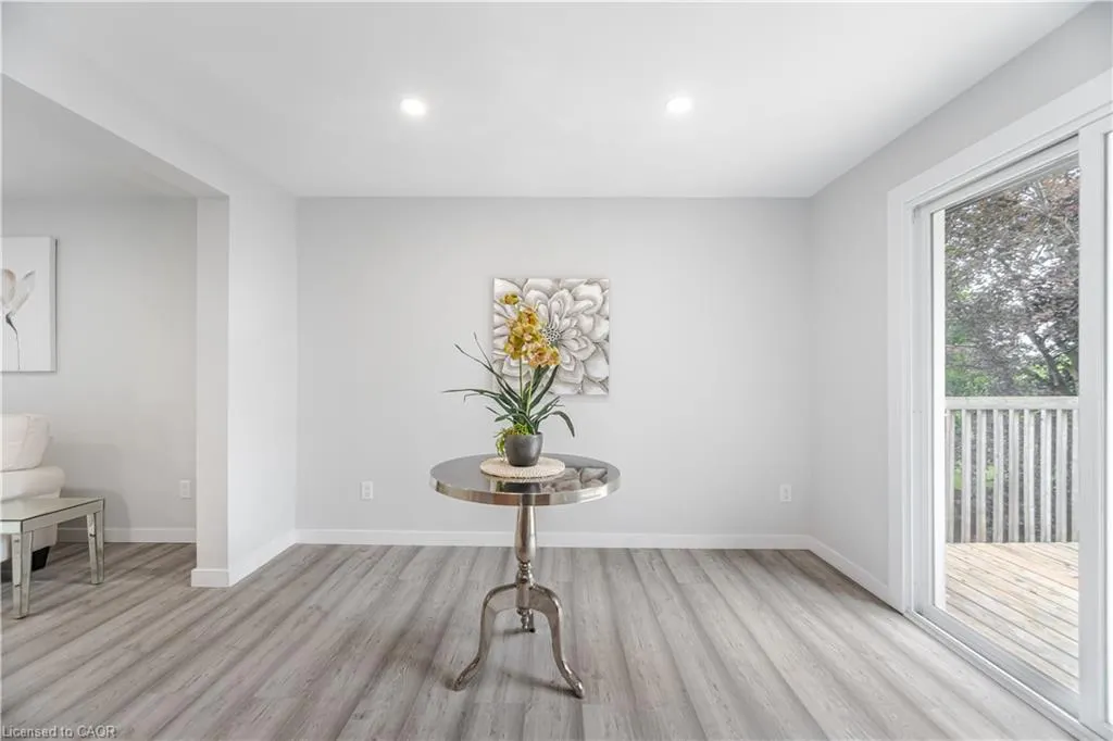 20 Roseneath Crescent
