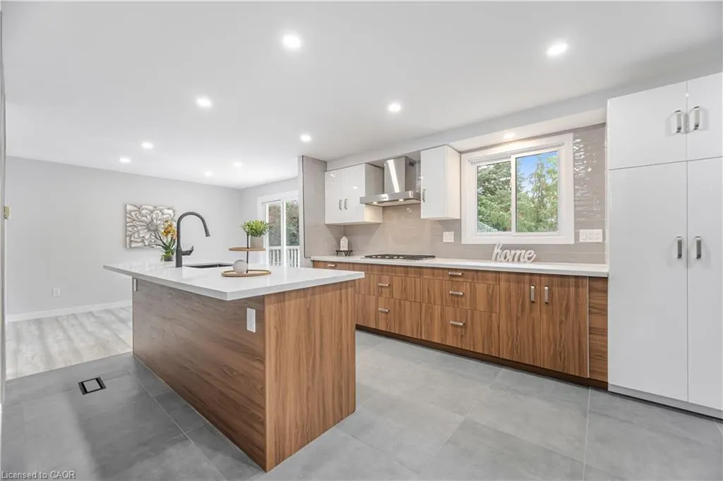 20 Roseneath Crescent