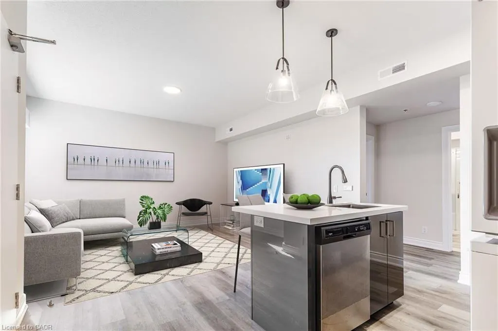 261 King Street E, #301