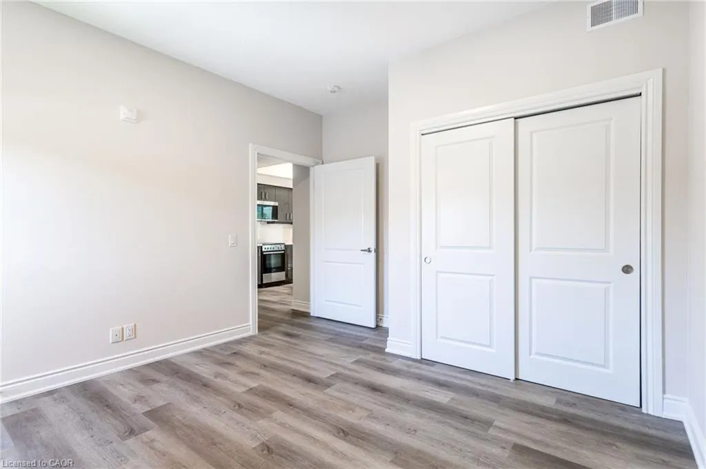 261 King Street E, #301