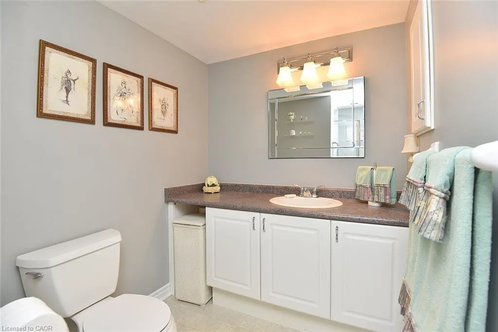 600 Silverbirch Boulevard, #205