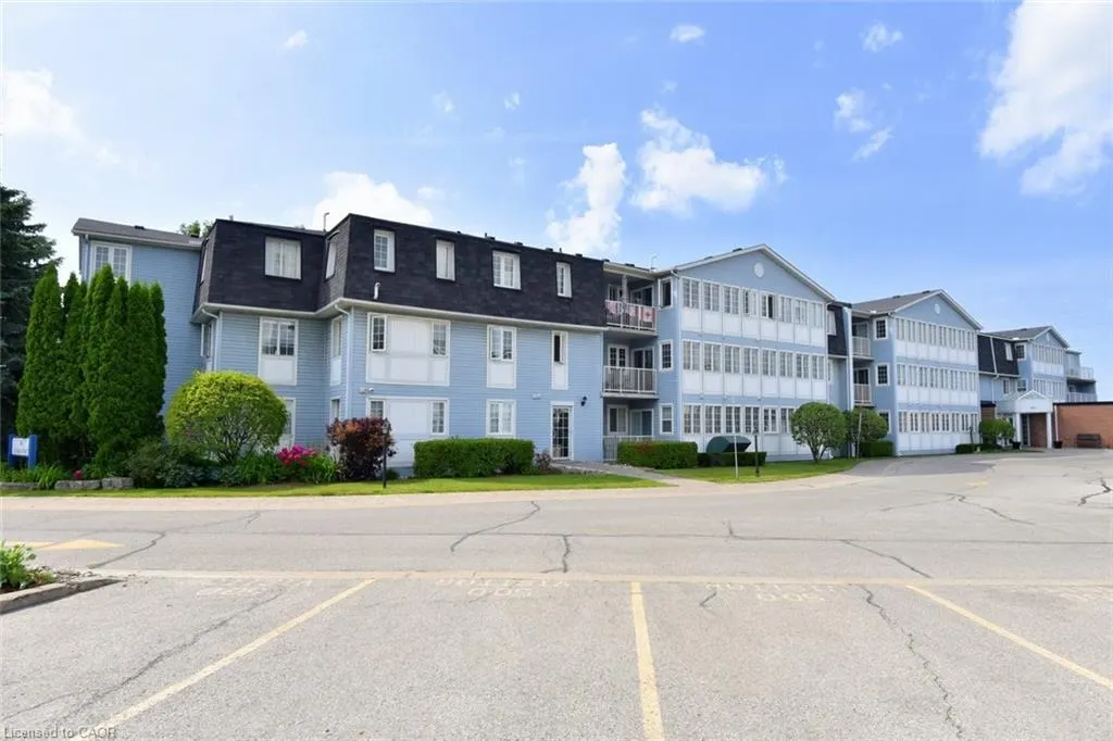 600 Silverbirch Boulevard, #205
