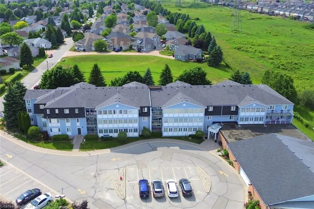 600 Silverbirch Boulevard, #205