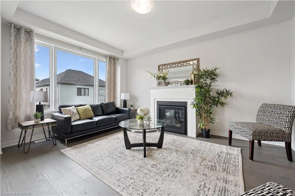 445 Robert Woolner Street
