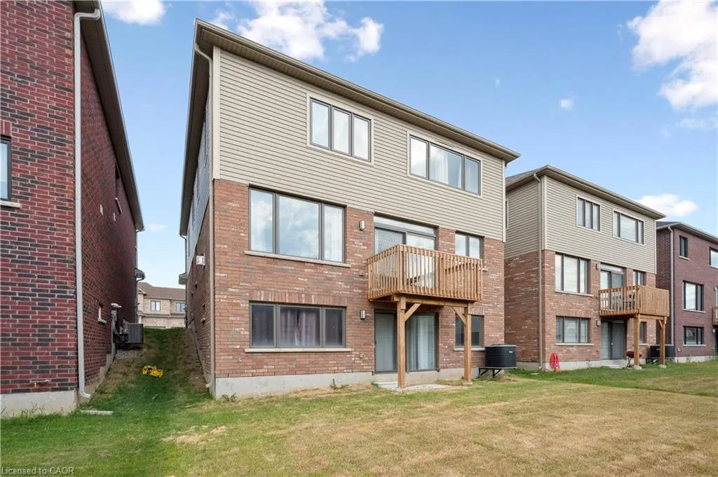 445 Robert Woolner Street