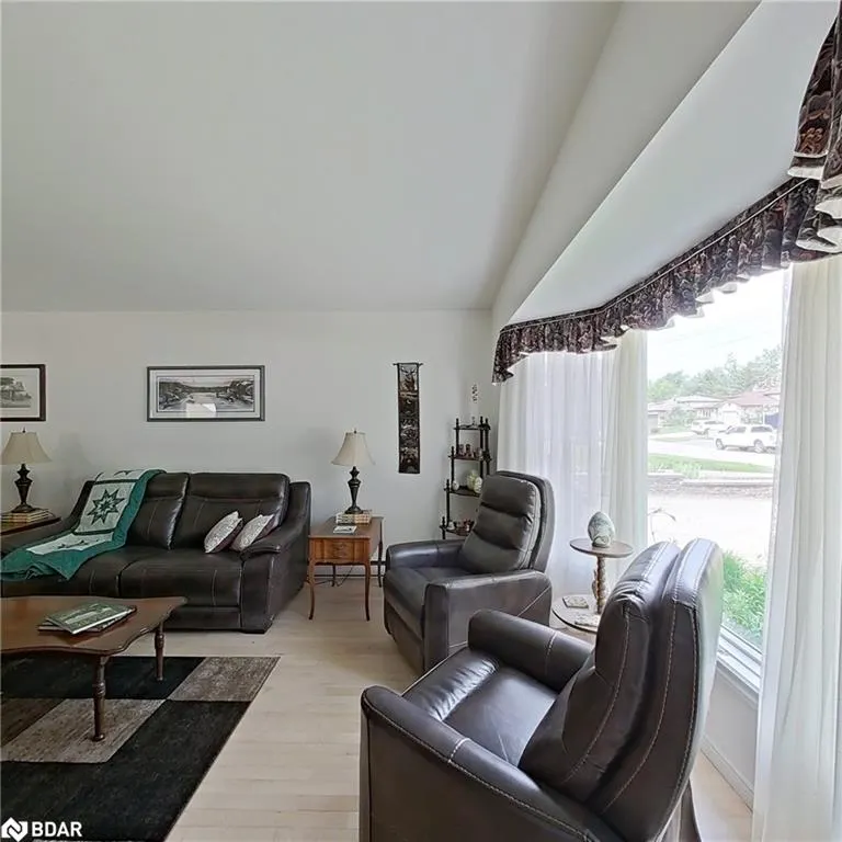 4 Maypark Drive