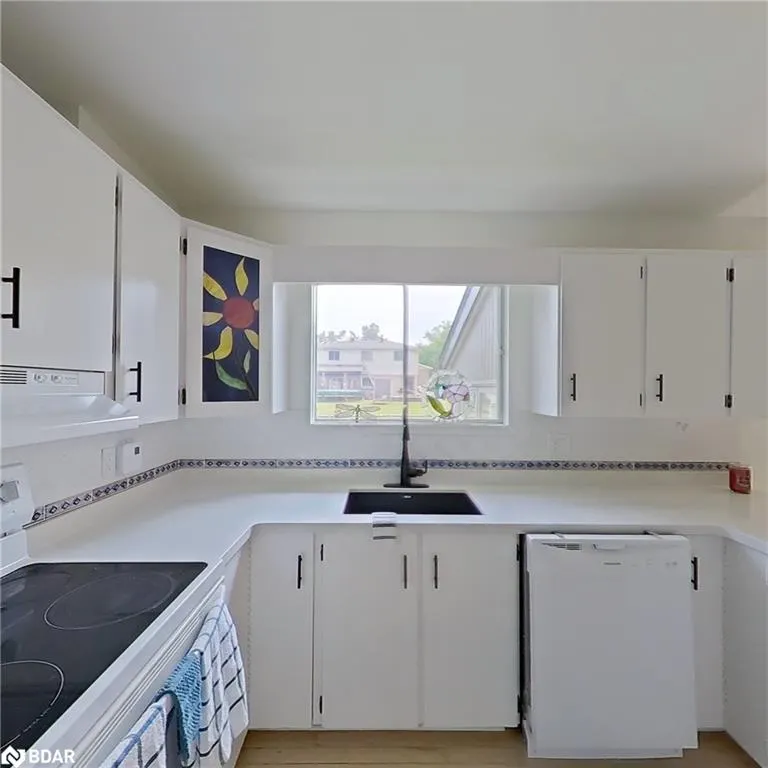 4 Maypark Drive