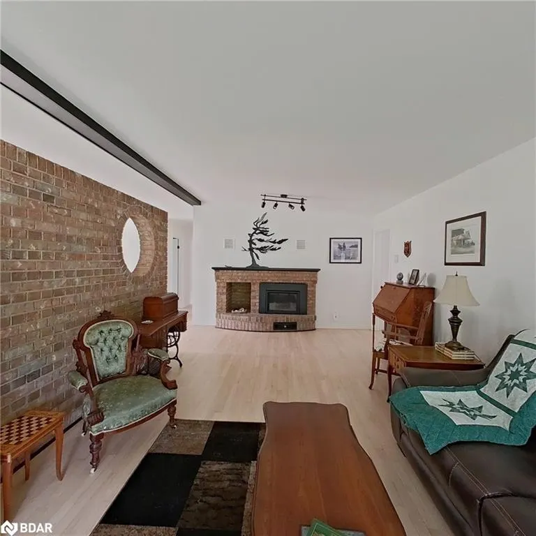 4 Maypark Drive