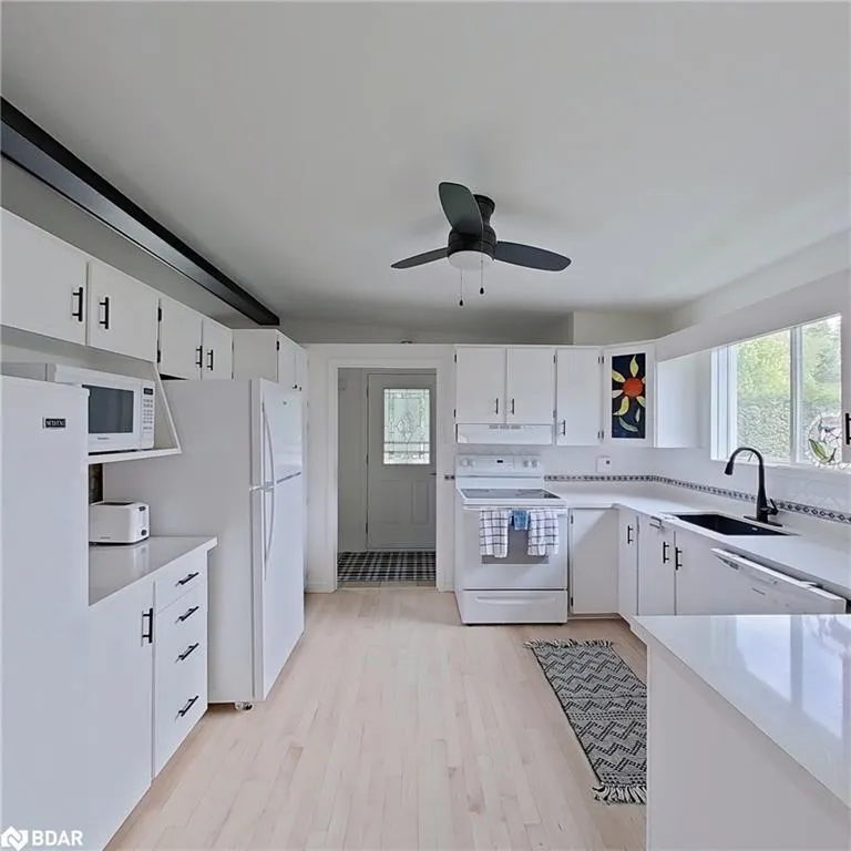 4 Maypark Drive