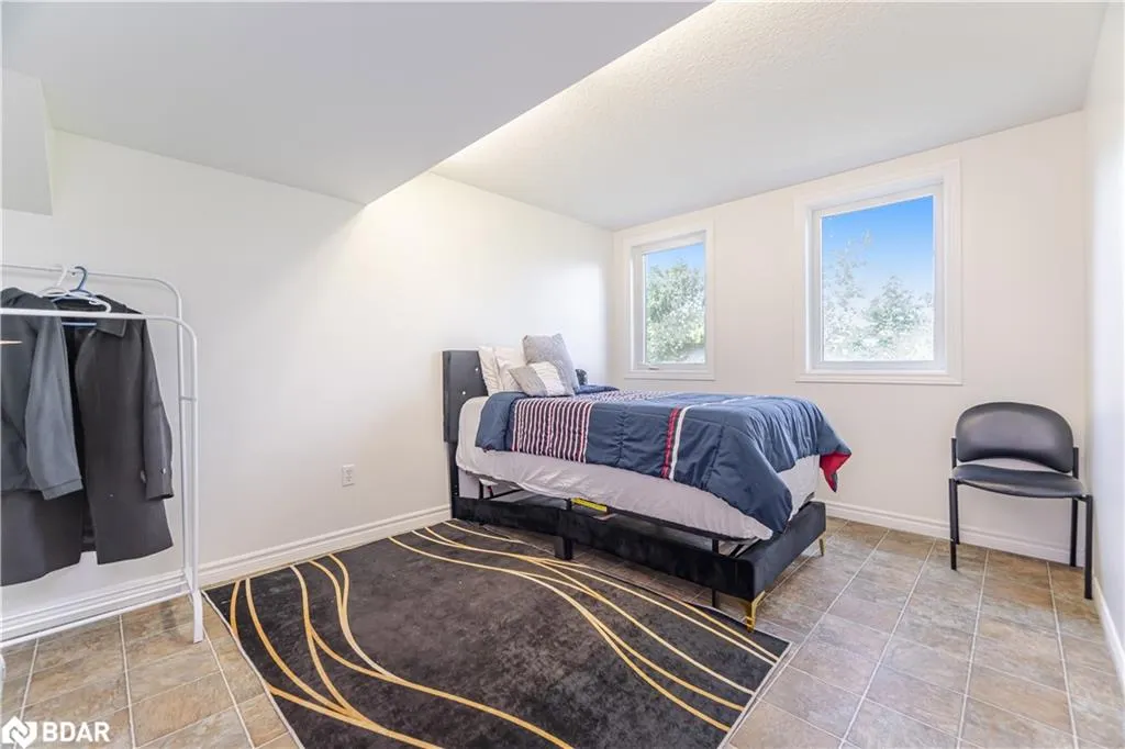 224 Skyline Avenue
