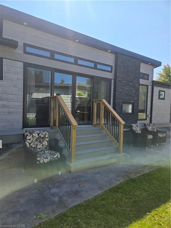 22220 Charing Cross Road, #30