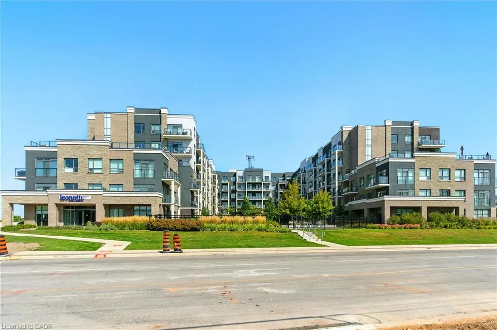 5055 Greenlane Road, #405