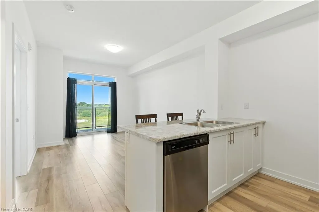 5055 Greenlane Road, #405