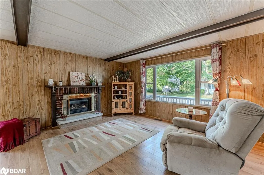 15 Riverview Circle