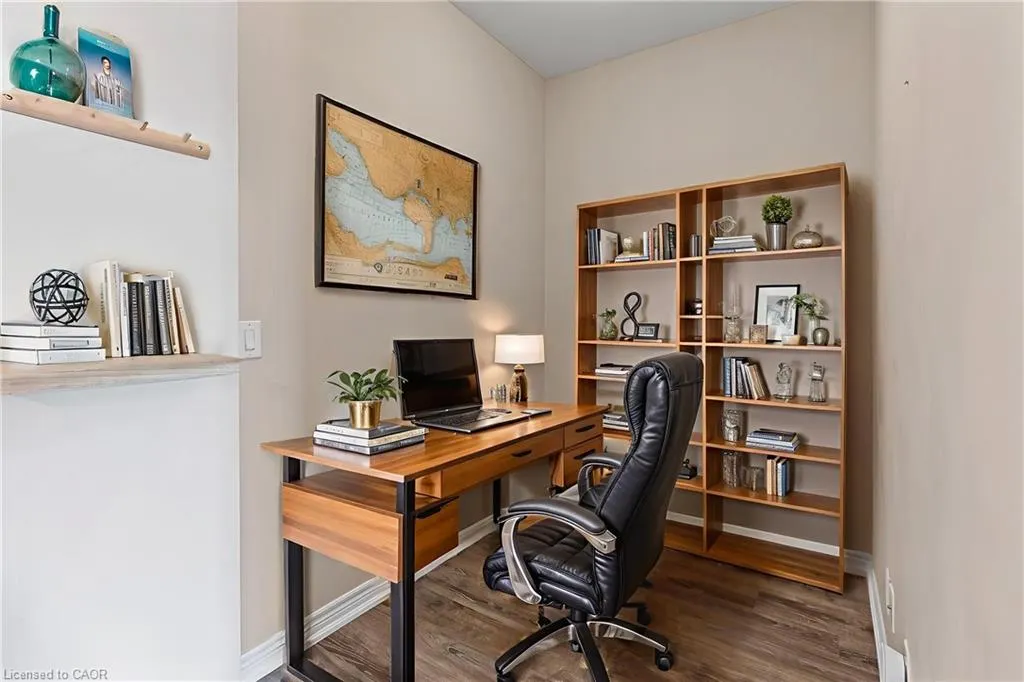 457 Plains Road E, #322