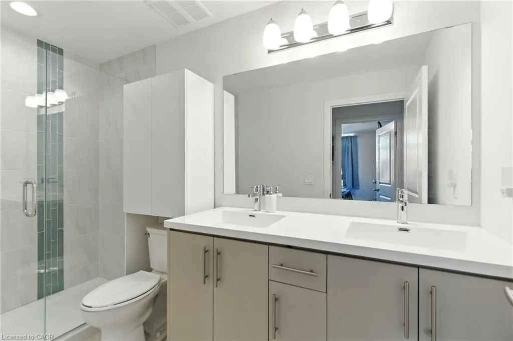 1 Redfern Avenue, #304