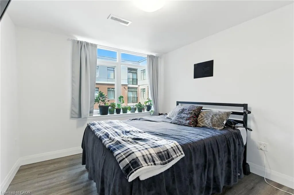 1 Redfern Avenue, #304