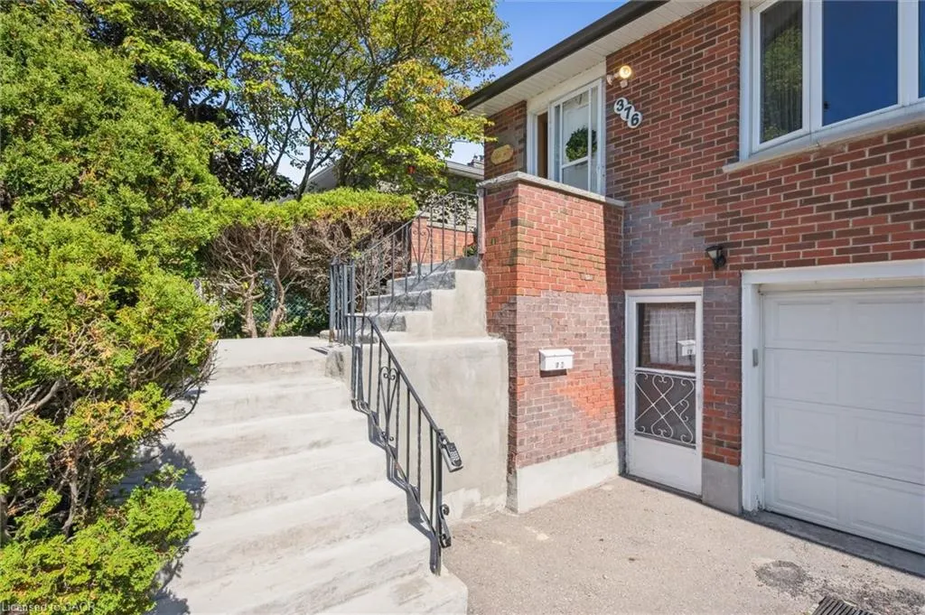 376 Westwood Drive