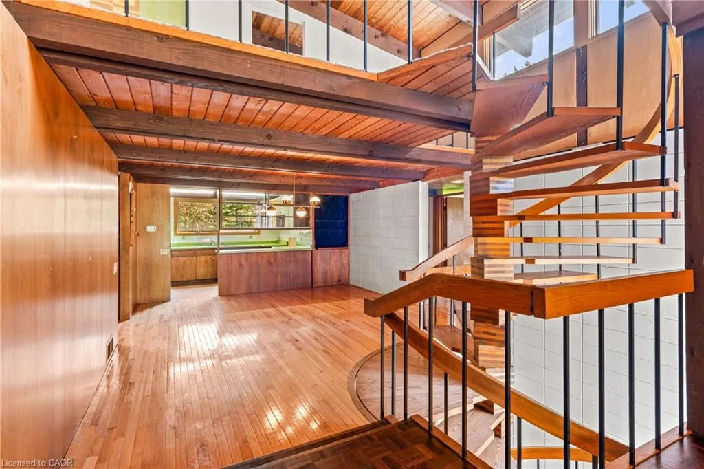 121 Grand Hill Drive
