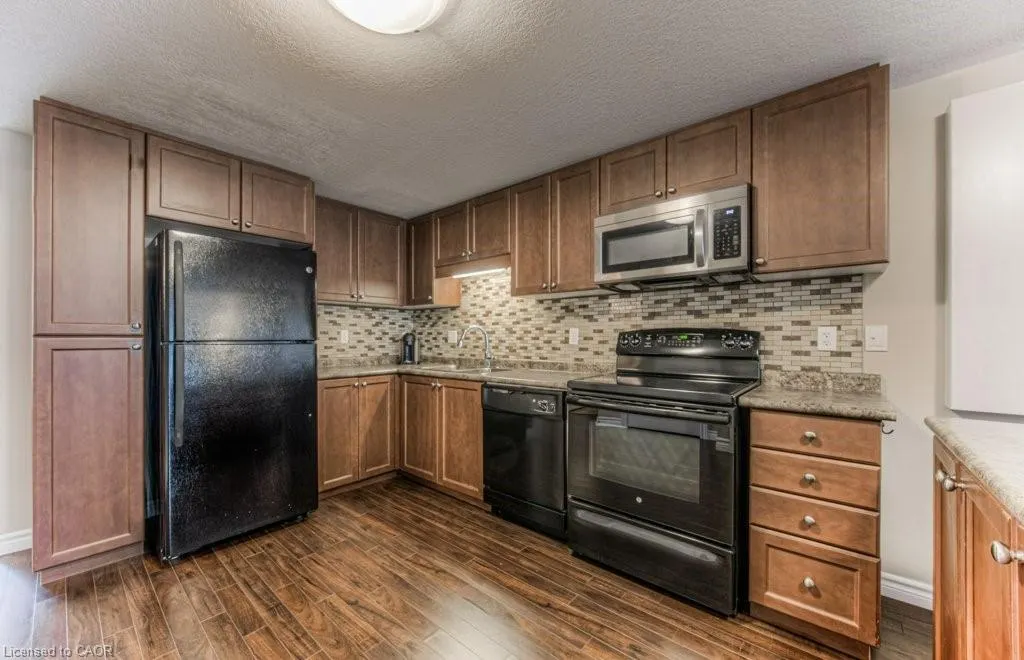 240 Rachel Crescent, #F