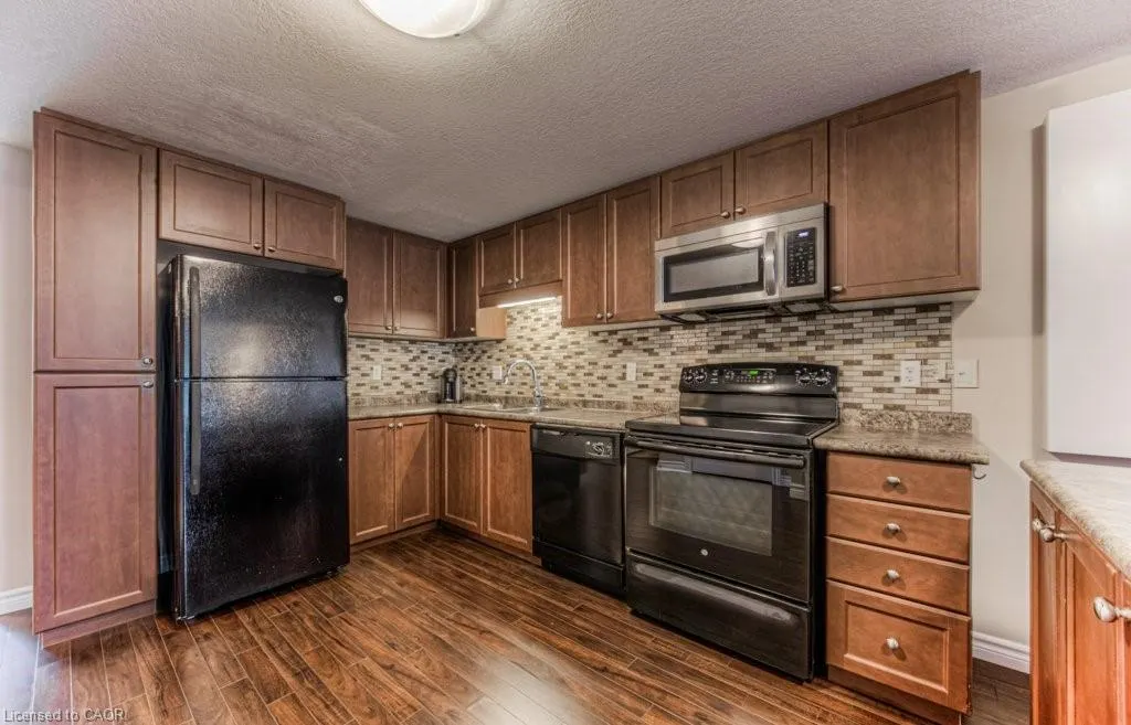 240 Rachel Crescent, #F