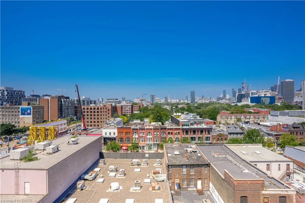 388 Richmond Street W, #923