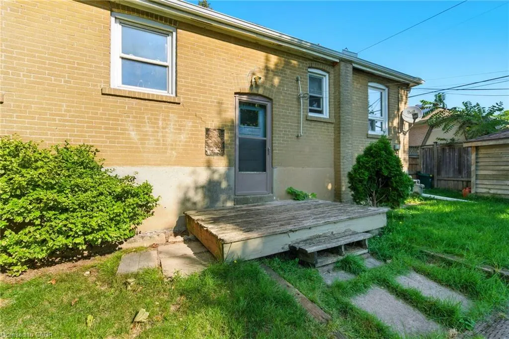 2366 Tait Avenue