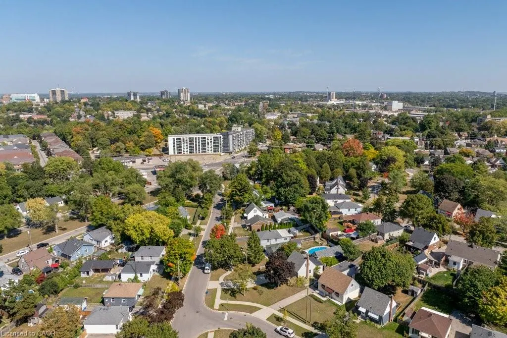 18 St Clair Avenue