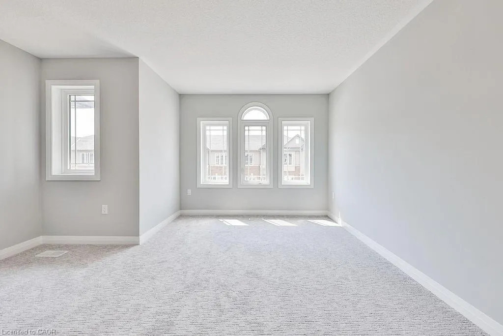 53 Aquarius Crescent