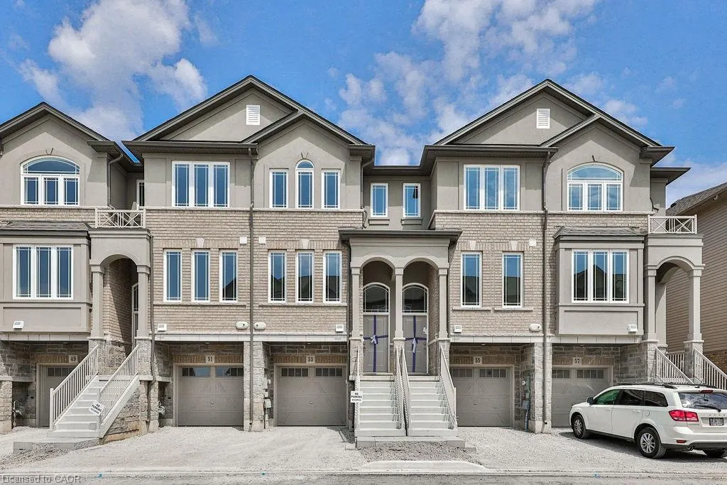 53 Aquarius Crescent