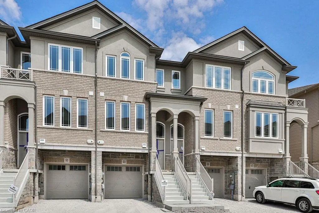 53 Aquarius Crescent