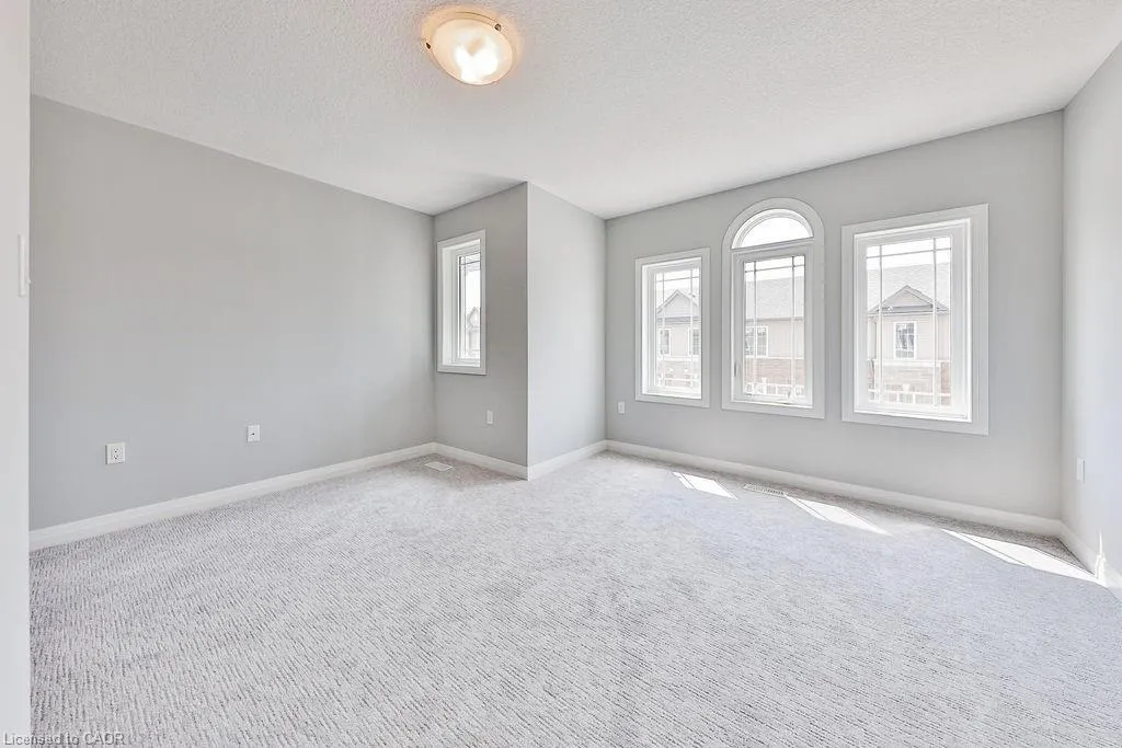 53 Aquarius Crescent