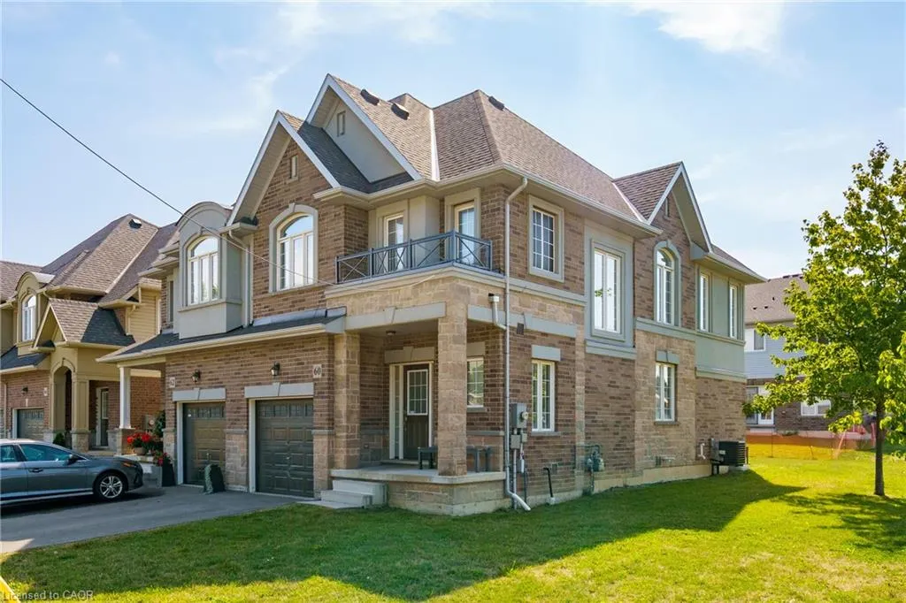 60 Bobolink Road