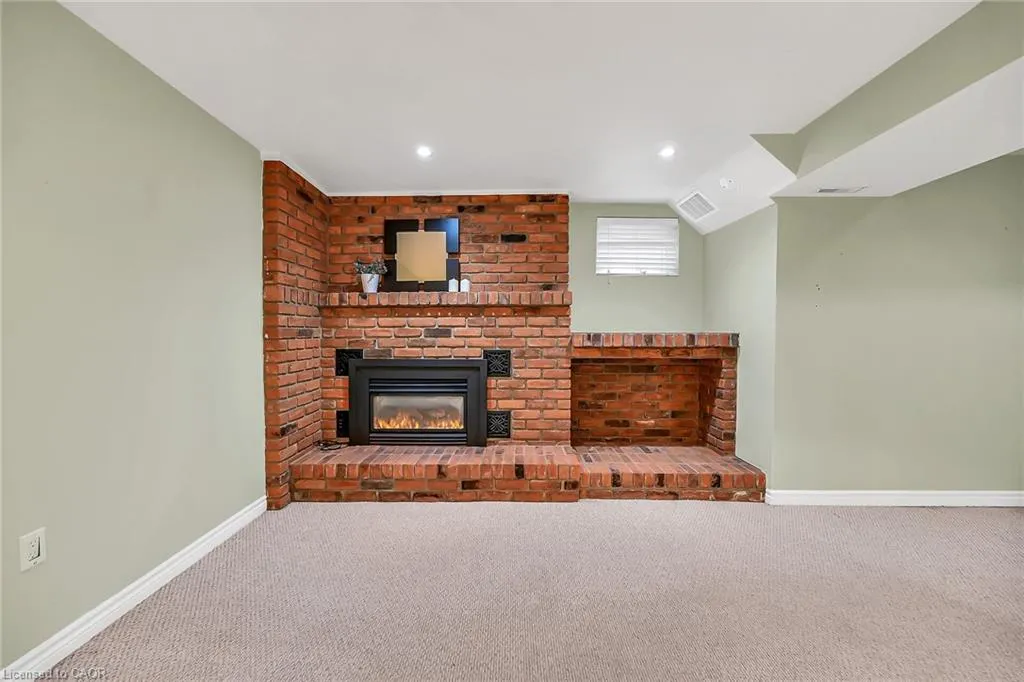 1560 Kerns Road, #7