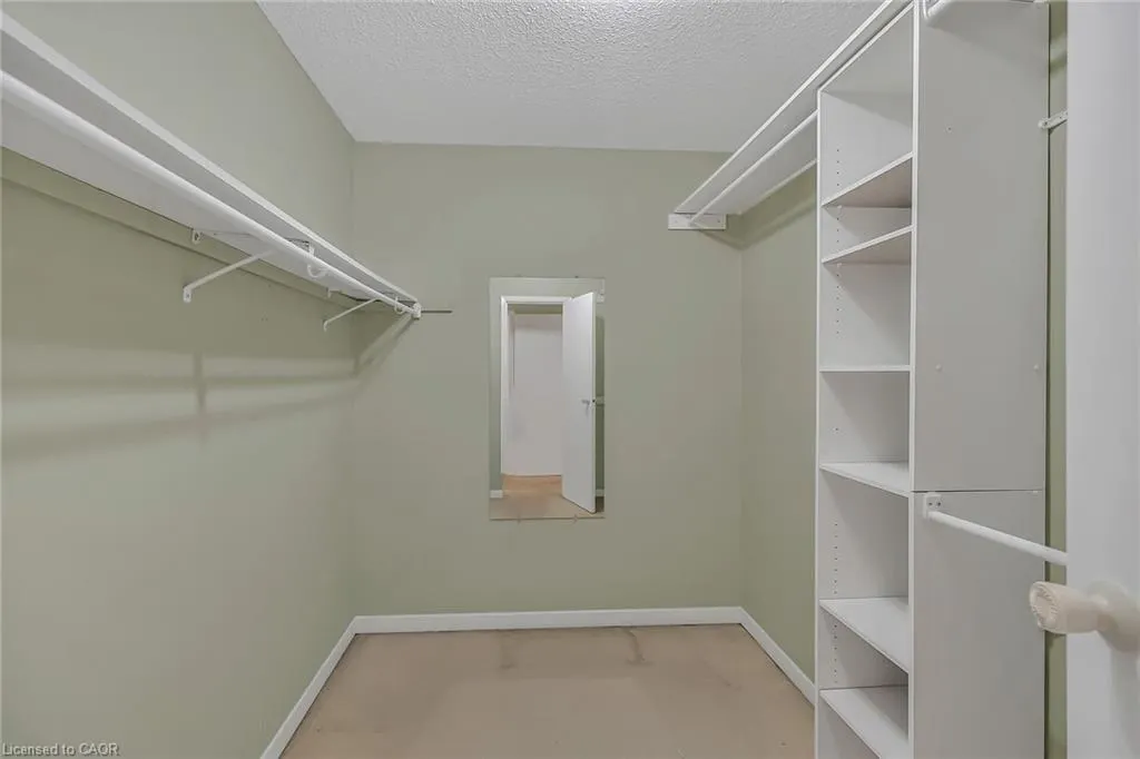 1560 Kerns Road, #7