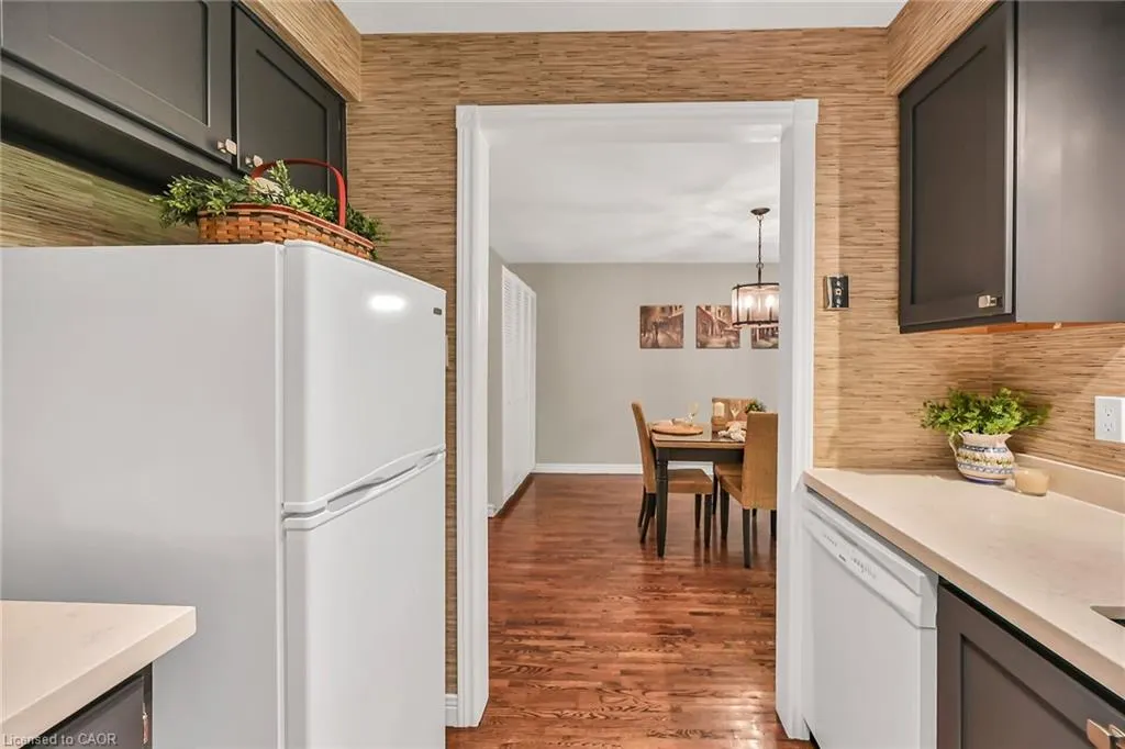 1560 Kerns Road, #7