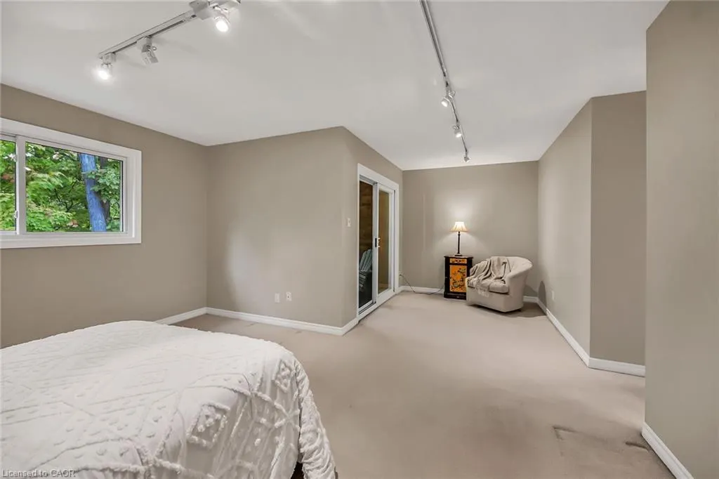 1560 Kerns Road, #7