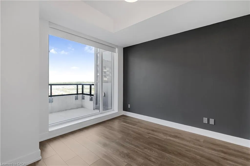 297 Oak Walk Drive, #906