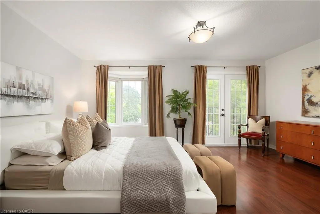1130 Cawthra Road, #32