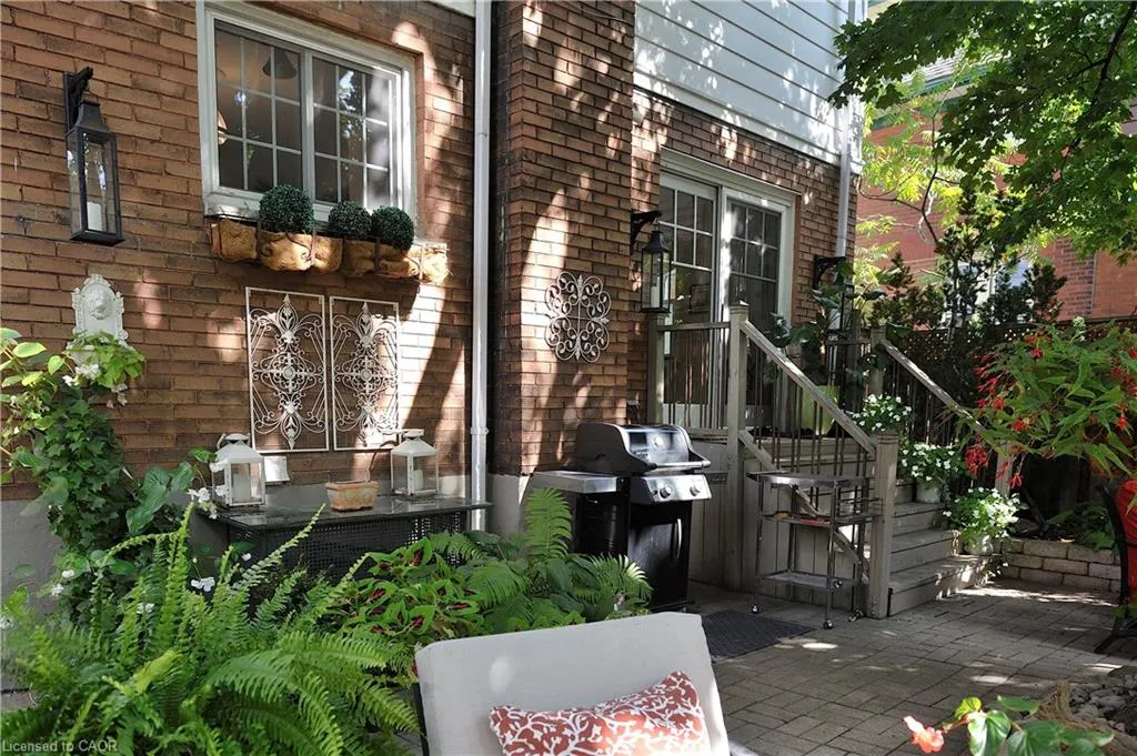 43 Troy Street
