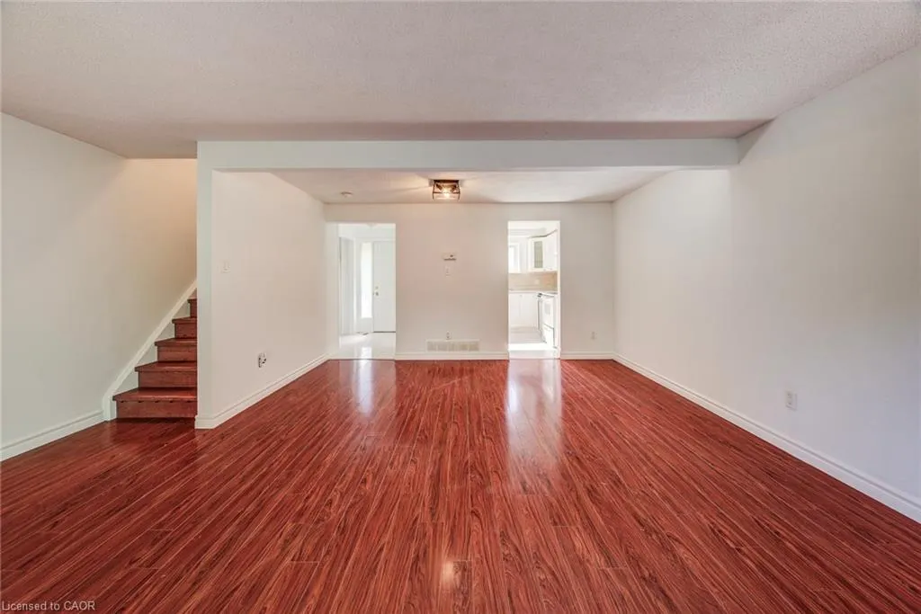 539 Willow Road, #48