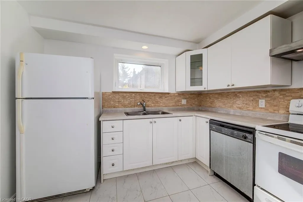 539 Willow Road, #48