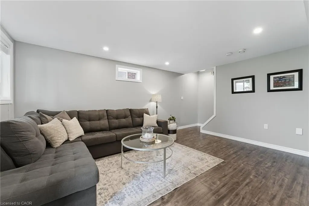266 Vincent Drive