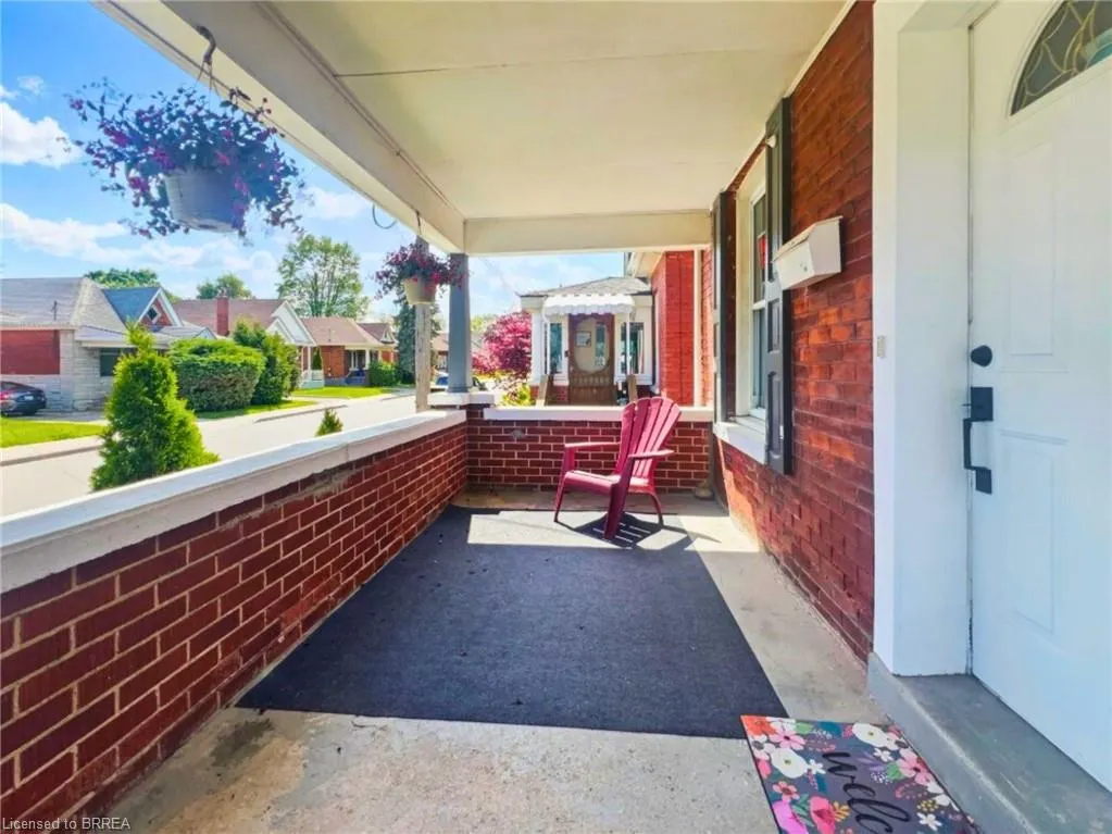 13 Salisbury Avenue