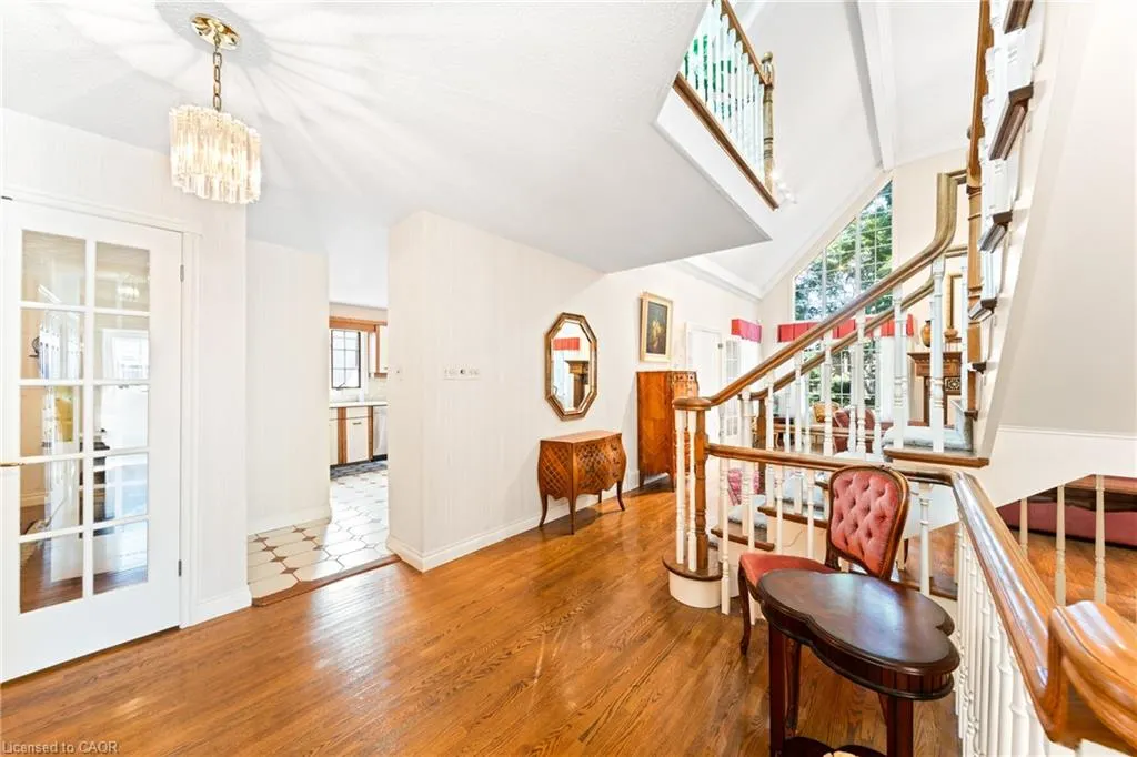 462 Winchester Drive