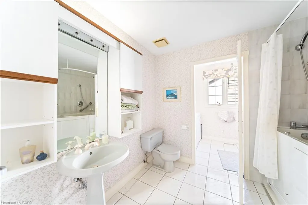 462 Winchester Drive
