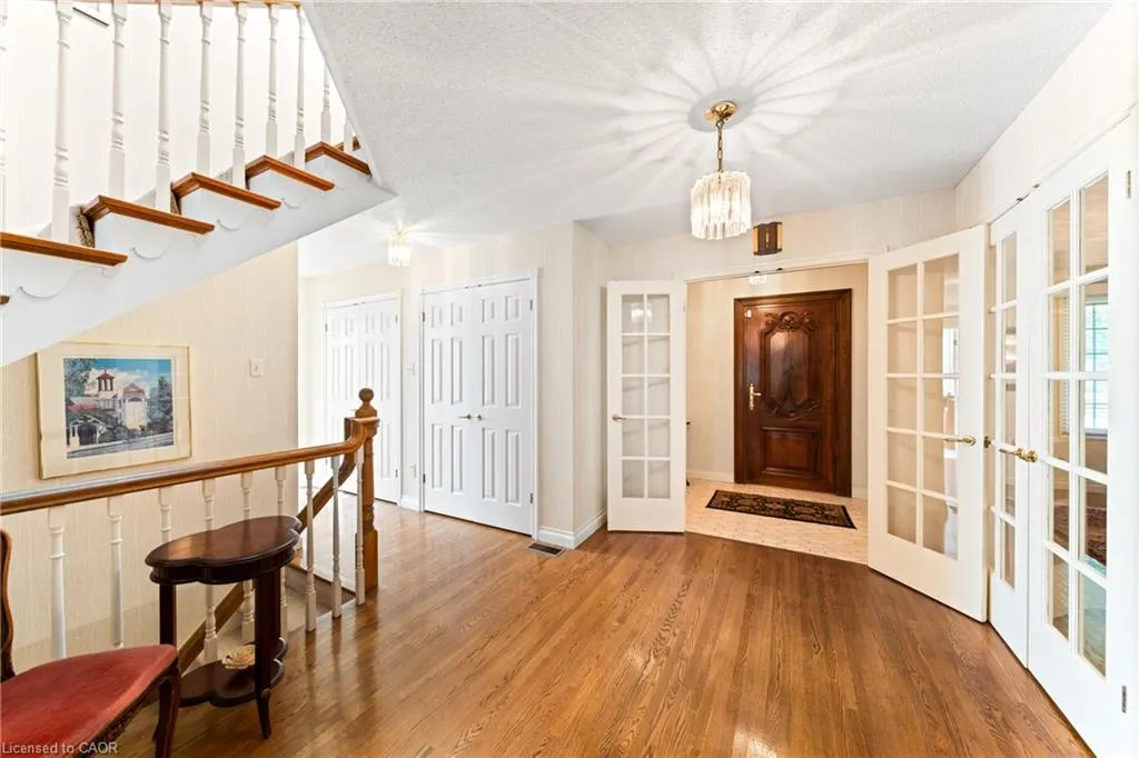 462 Winchester Drive