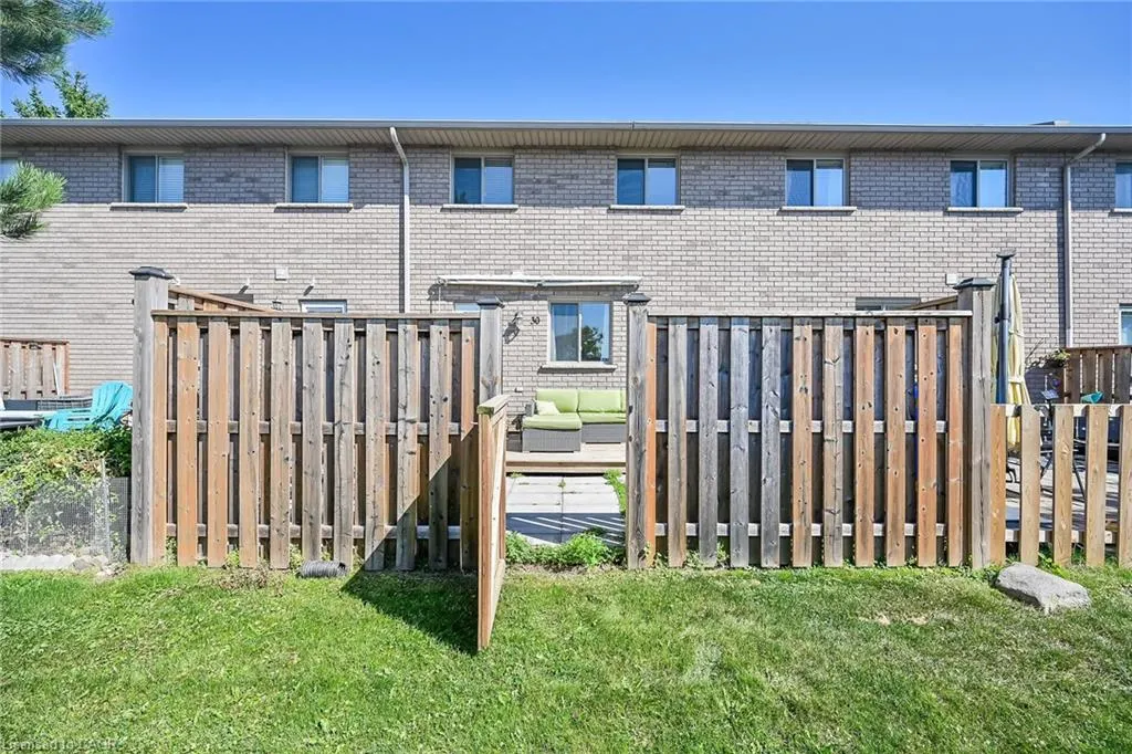 40 Braemar Avenue, #30